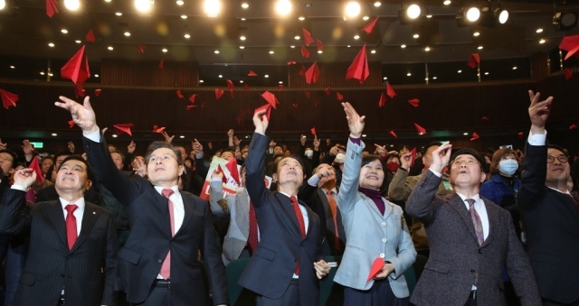 한국당, 위성정당 ‘미래한국당’ 창당···한선교 당대표로