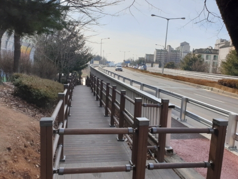 일산교-대방지식산업센터 연결 계단