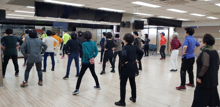 한국마사회 인천부평지사 문화센터 댄스 강좌 모습