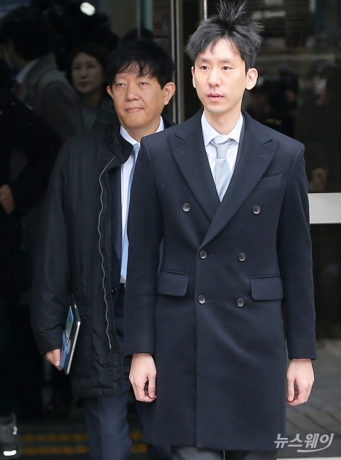 타다 시동 끄는 박재욱 “국회가 일자리 뺏어···힘 쏟았지만 역부족