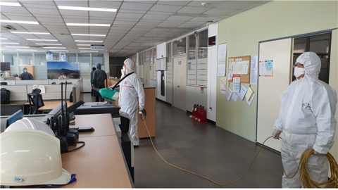 마사회 장수목장, 코로나19 차단 방역실시···일반인 목장방문 일시금지