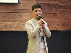 김범수 카카오 의장, 아내·자녀 등에 주식 1,452억 증여