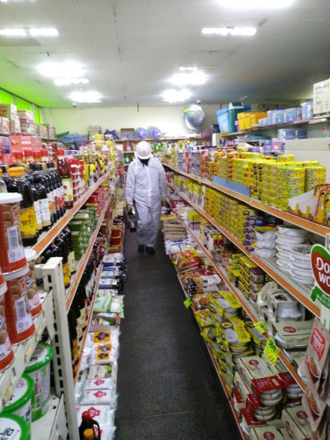 광양시, 코로나19 확산 예방 위해 도심권 영업점 긴급 방역