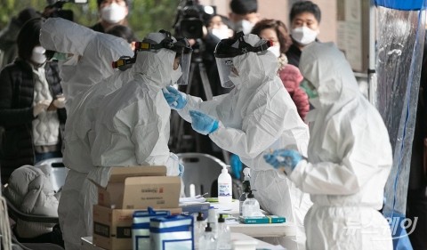 확진자와 골프 치고 감염···코로나19 골프장 첫 전파 사례