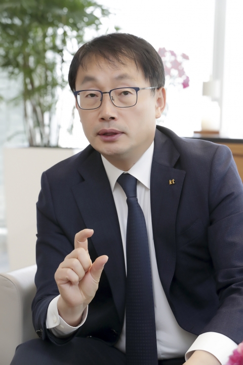 구현모 KT 사장 “포스트 코로나19 시대 핵심은 ICT 역량”