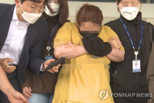 계모의 여행용 케리어에 갇현던 9살 초등학생 결국 사망···다장기부전증에 인한 심폐정지 사진=연합뉴스 제공