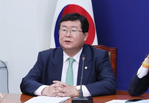 설훈 “내가 윤석열이라면 벌써 그만뒀다”
