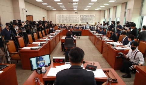 통합당 불참한 법사위, 법원 질책···한명숙 사건 거론