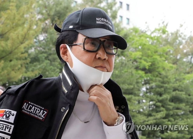 대법원, ‘그림 대작 사기 의혹’ 조영남 최종 무죄 선고