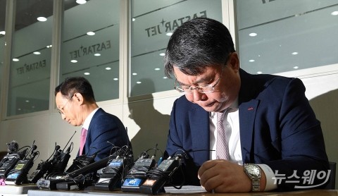 이상직 이스타항공 지분 헌납···‘결단인가, 꼼수인가’