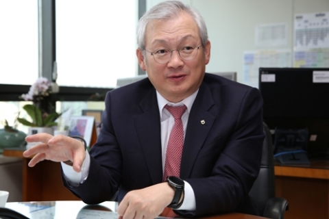 정영채 NH證 대표 “옵티머스 환매 중단, 책임 피하지 않을 것”