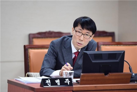 전병주 서울시의원, `서울시 주차장 설치 및 관리 조례 일부개정조례안` 수정 가결
