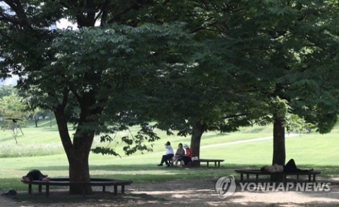  전국 맑고 강릉·대구·대전·광주 등 한낮 기온 30도 이상