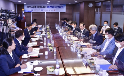 이용섭 광주시장, 현안해결·국비확보 행보 본격화