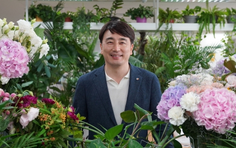 차인혁 CJ올리브네트웍스 대표, 플라워 버킷 챌린지 동참