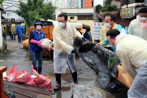 광주시·시민, 수해 복구에 팔 걷었다