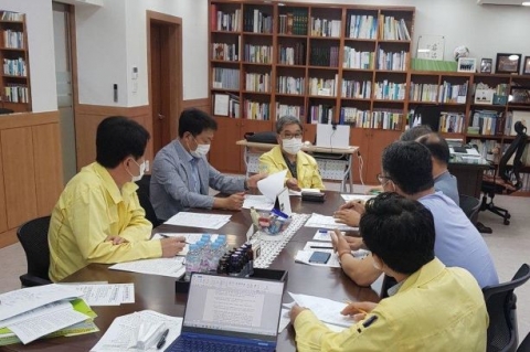 이재정 경기교육감 “2주 동안 종교시설 등 다중이용시설 자제해 달라”