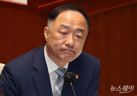 홍남기 “현금지원 추석 전 상당 부분 지급되도록 준비”(일문일답)