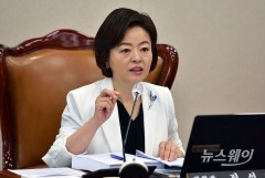 고민정·진선미 朴캠프서 사퇴···“‘피해호소인’ 표현 사과”