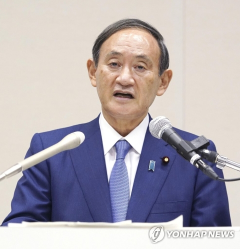 스가, 자민당 의원 표 70% 확보···아베 후임 예고