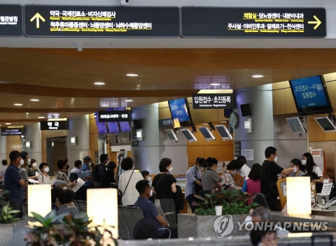 서울 세브란스병원서 코로나19 집단 감염···확진자 10명 발생