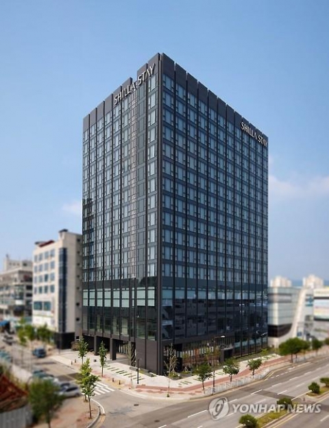 투숙 고객 코로나19 확진···‘신라스테이 천안’ 임시휴업