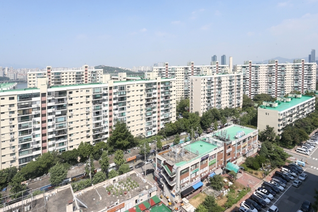 강남구, 평균 아파트 매매값 3.3㎡당 7000만원 돌파