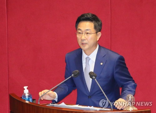 박성준, ‘秋아들 안중근 비유’ 논평 논란에 유감 표명