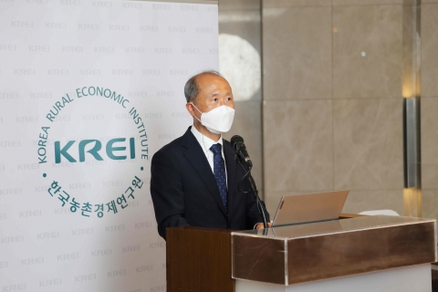 “농촌 그린 뉴딜 통해 농촌재생, 농업의 디지털화 필요”