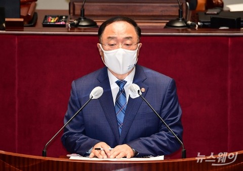 당정, 임대차3법 등 제도 과도기···재산세율 인하 논의(종합)