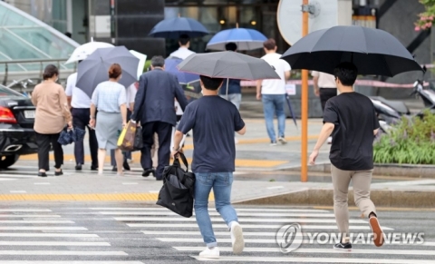  추석 당일, 전국 구름 많고 중부지방 비