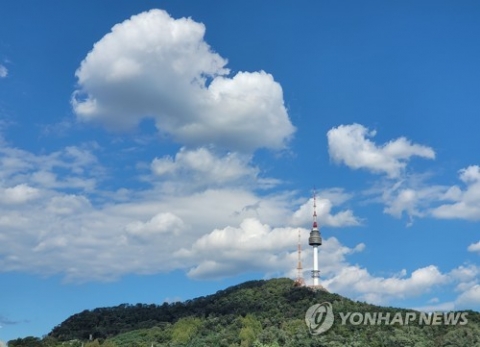 전국 구름 많고 밤부터 비 소식···낮 최고 20도 ‘포근’