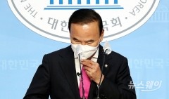 박덕흠-이명박, 사건은 닮은꼴?···비교해보니