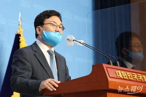 국회 ‘이스타항공 창업주’ 이상직 체포동의안 통과