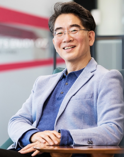 LG디스플레이, 협력사와 OLED 생태계 전략 구상