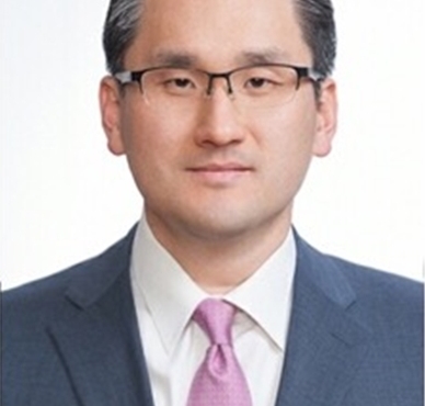롯데쇼핑 HQ 기획 총괄 임원에 외부인사 영입···“쇄신 고삐”