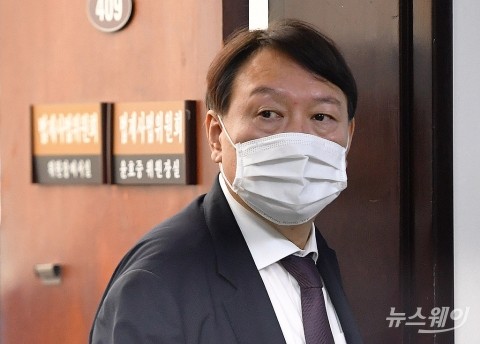 法, 30일 ‘윤석열 직무배제’ 집행정지 심문