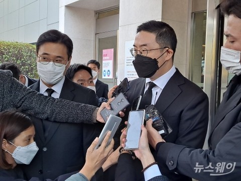 이건희 조문한 구광모 “첨단산업 발전시킨 위대한 기업인”