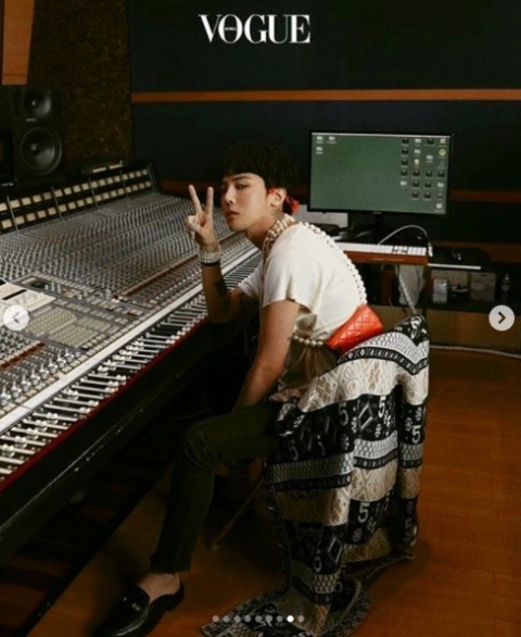 지드래곤, 컴백 예고?···“새 앨범 곡 작업 중”