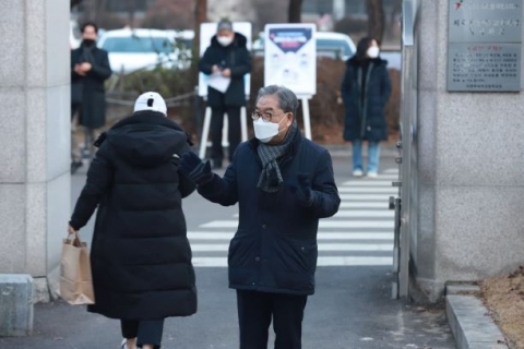 이재정 경기도교육감, 2021학년도 수능 현장 방문해 격려