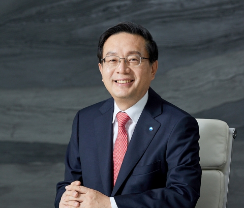 검찰, 손태승 전 우리금융 회장 구속영장 청구···'친인척 부당대출' 혐의