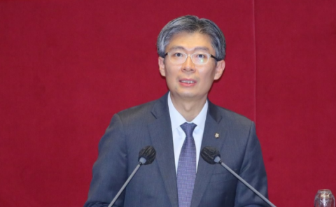 민주당 주도한 상법 개정안 반발···조정훈 “재개정안 발의”