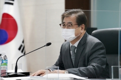 靑 “NSC 상임위, 용산기지 포함 12개 기지 반환 절차 추진”