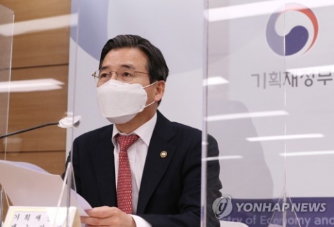 기재차관 “신선란 2400만개 추가 수입 차질없이 진행”