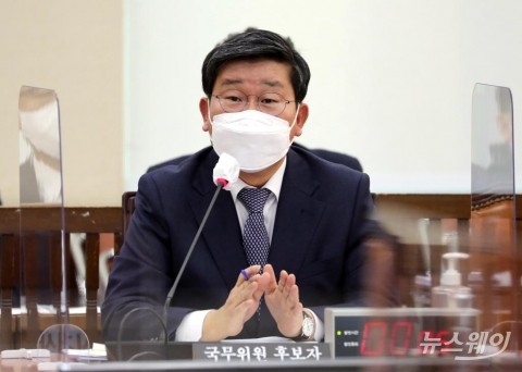 문대통령, 전해철 행안·권덕철 복지장관 임명 재가