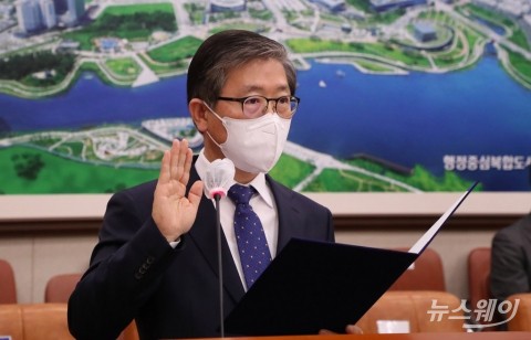 변창흠 “설 전 대책 발표”···도심고밀개발·공공자가주택에 방점 찍힐 듯