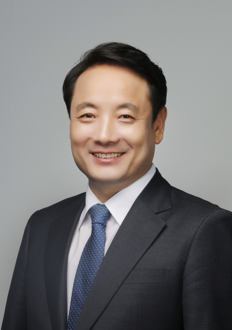  임 택 광주광역시 동구청장