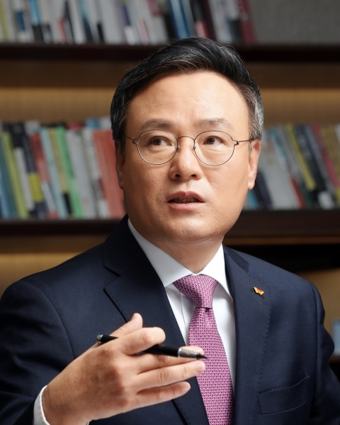 SK이노 이사회에 장동현 부회장 합류···사외이사 2명 교체