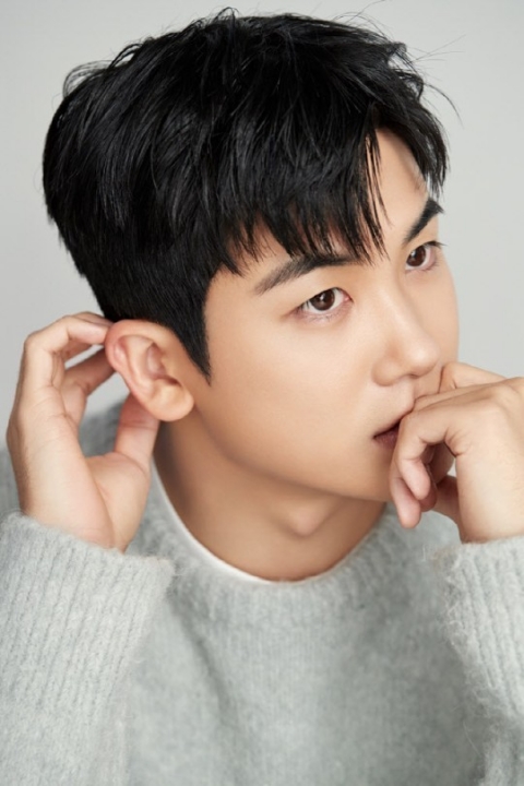 박형식, 오늘(4일) 미복귀 전역···“복귀작 검토”
