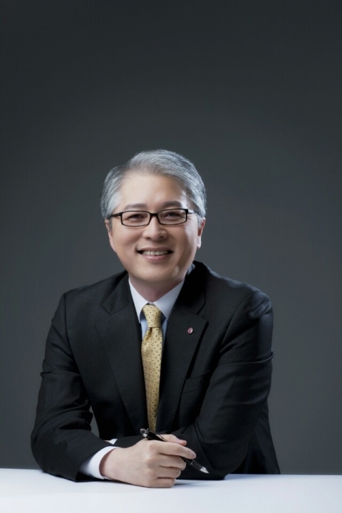 권봉석 부회장, 지주사 LG COO 맡는다